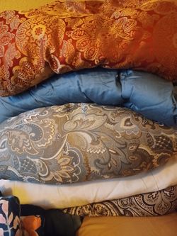 Single Twin Queen King Comforters 