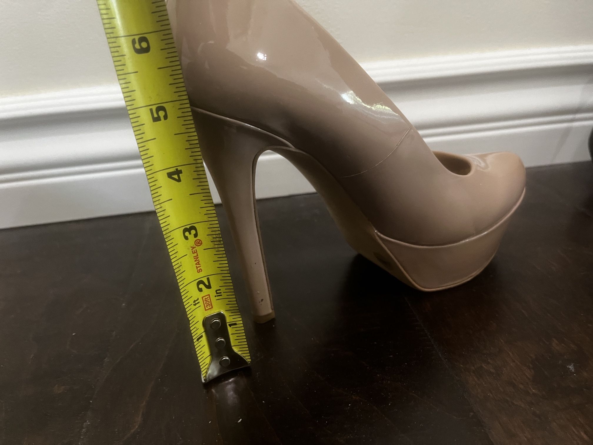 Jessica Simpson Tan Pump Heels Size 6.5