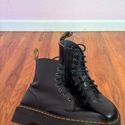 Dr.Martens