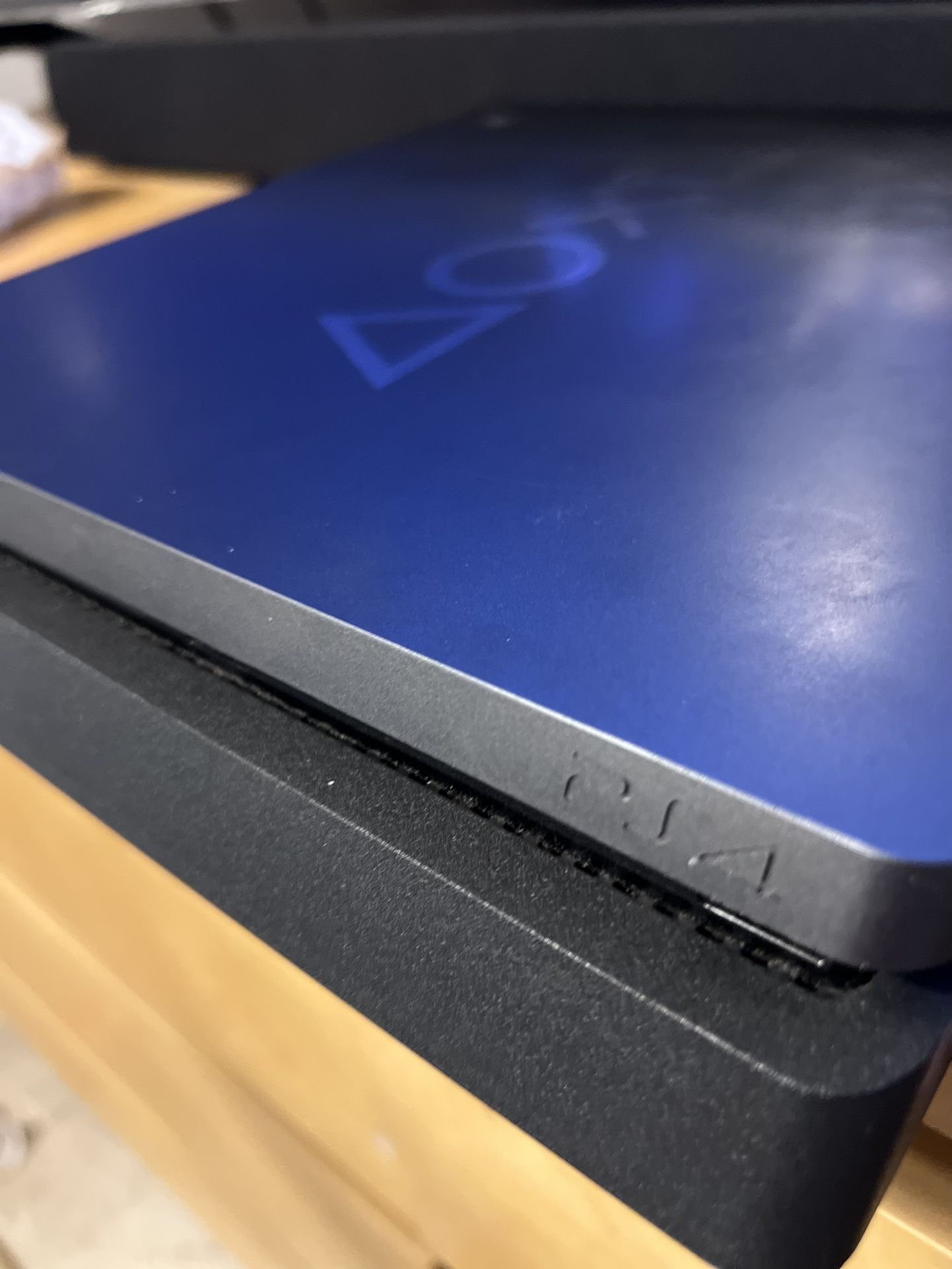 Sony PlayStation 4 PS4 1TB Days of Play Limited Edition Steel 