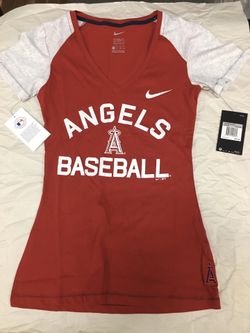 Women’s angels tee