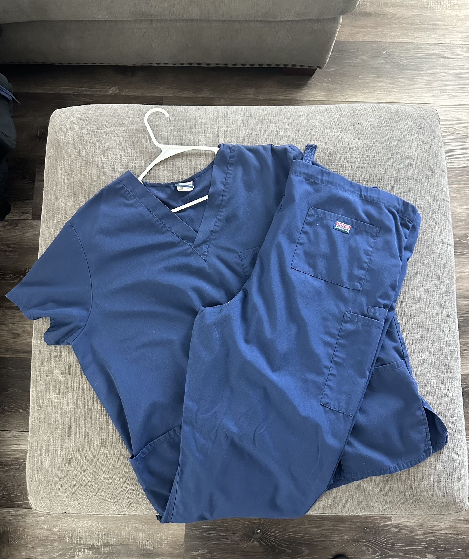 Cherokee Scrub Set