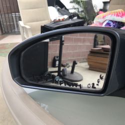 LEFT MIRROW (DRIVER SIDE) 2002-2006 INFINITI G35.