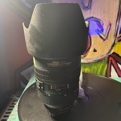 Nikon AF-S Nikkor 24-70mm 1: 2.8G ED Lens *WORKS GREAT With superb image quality