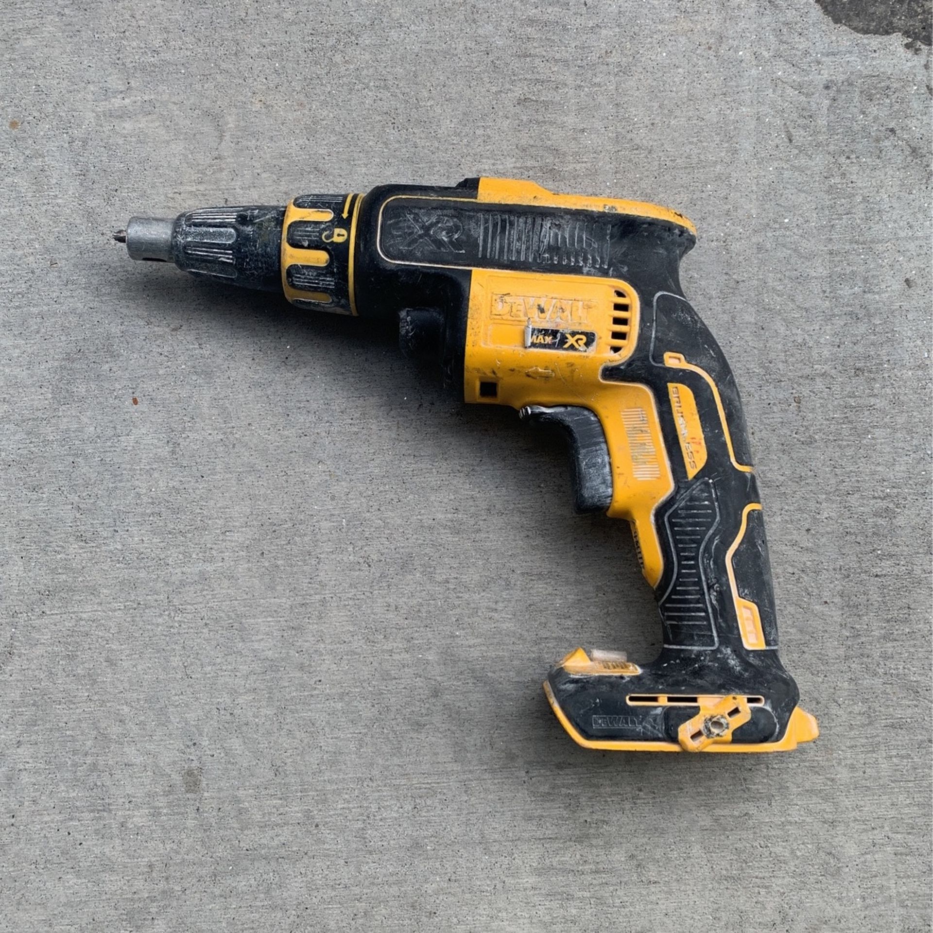 DEWALT 20V MAX XR Drywall Screw Gun, Tool Only