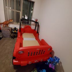 Toddler-twin Jeep Bed