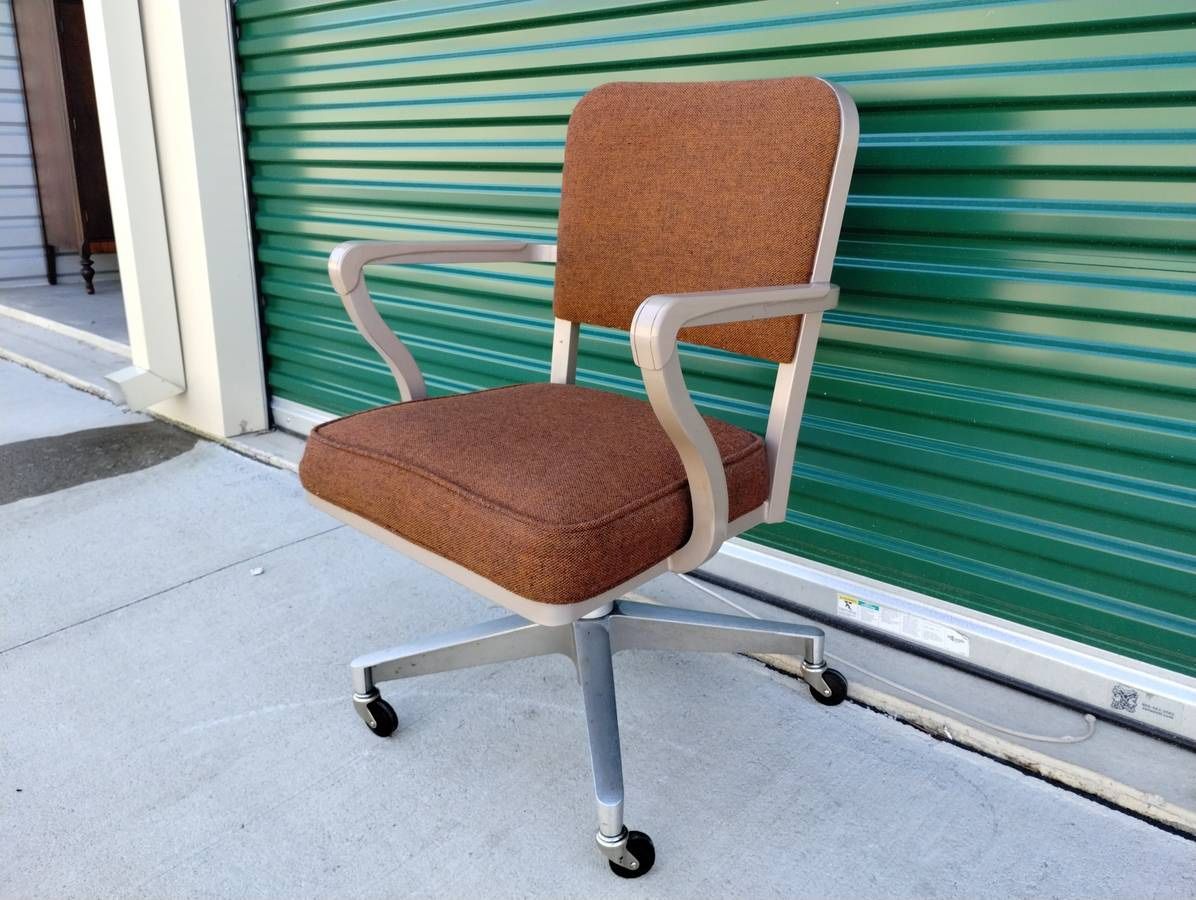 Vintage 1970's Steelcase Desk Chair