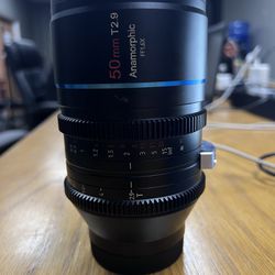 Sirui 50 T2.8 1.6X Anamorphic lens For Leica L-Mount