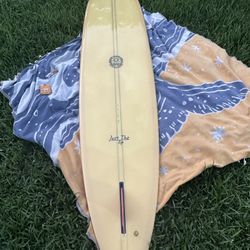 Longboard 9’2” Surfboard Trading Co.  With Fin 