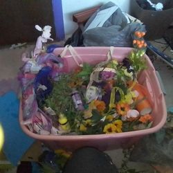 Tub Of Fake Flowers Paint Ribbon 