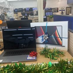 Apple MacBook Pro A2485