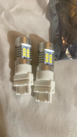 LED Automotive Bulbs Pair 3157