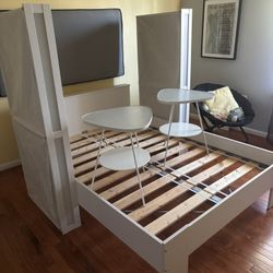 Complete Bed Room Set