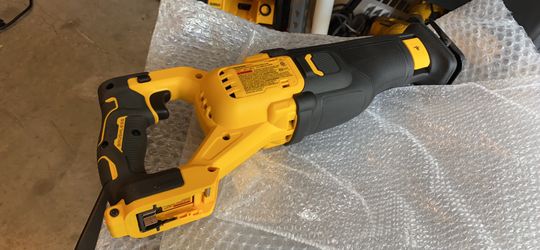 FLEXVOLT 60-Volt MAX Lithium-Ion Cordless Brushless Reciprocating Saw (Tool-Only)