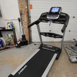 Used Spirit Fitness XT(contact info removed)15 Folding Treadmill  