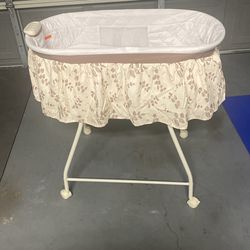 Bassinet (New)