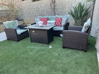 Patio Furniture Set Outdoor New in The Box 