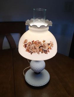 Vintage hobnail white milk glass farmhouse lamp
