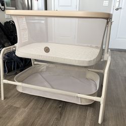 MAXI COSI Iora Bedside Bassinet