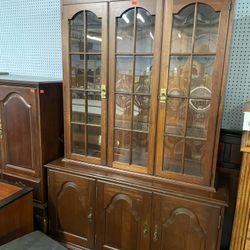 pennsylvania house lighted hutch