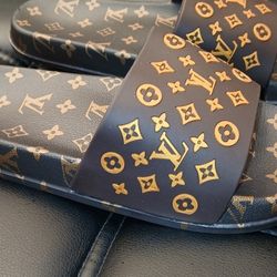 New Patterned Open Toed Slides Shoes Size 8.5