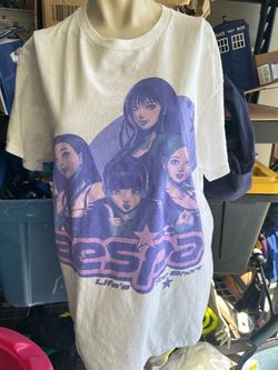 AESPA Life’s Too Short LA Tour Tee Size medium as is condition