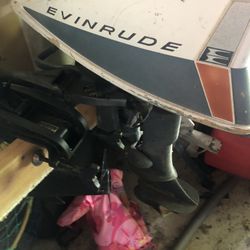 Suzuki 9.9 Long & Evinrude Standard 