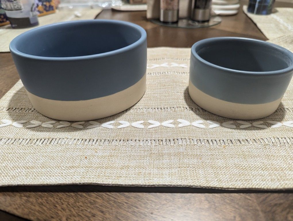 Pet Food And Water Bowls