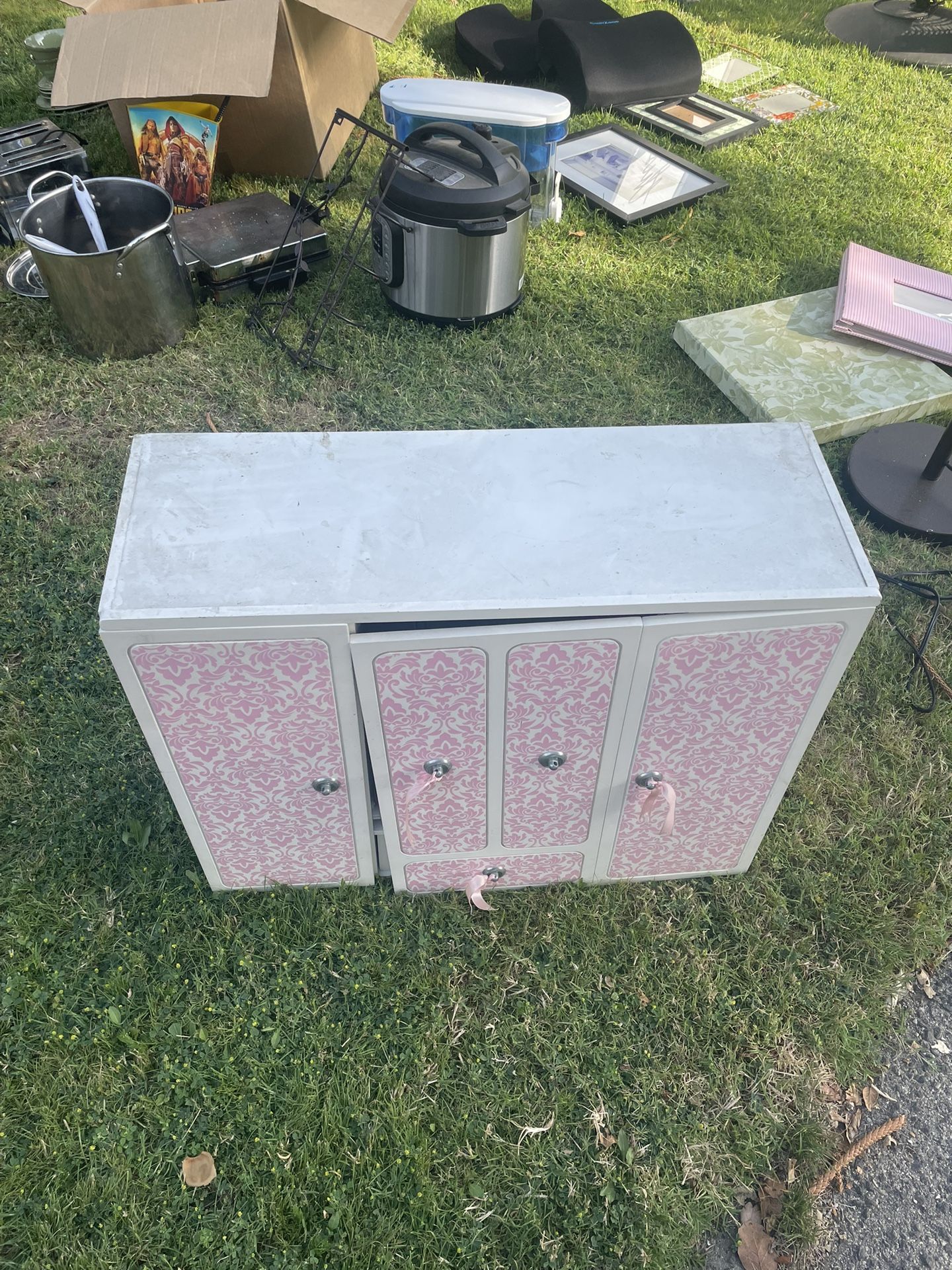 American Doll Closet