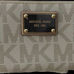 Michael Kors Leather Zip Around Wallets