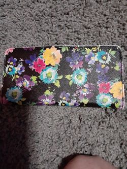 Flower wallet