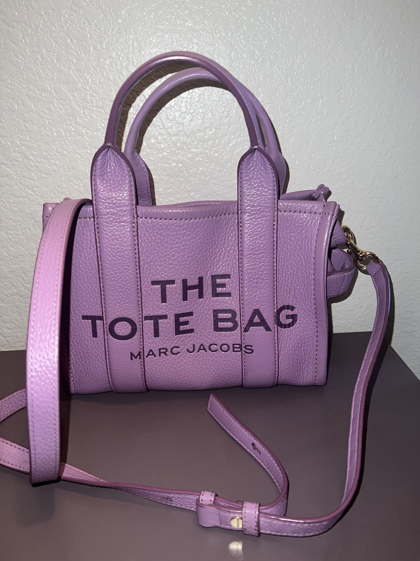 Marc Jacobs Medium Tote Bag