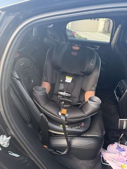 Chicco Fit360 Carseat