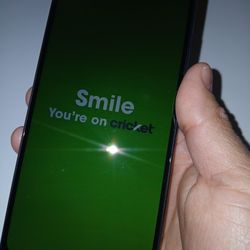Cricket Samsung Phone 6.4 Sceen 