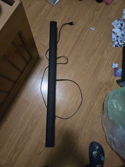 Insignia sound bar and subwoofer