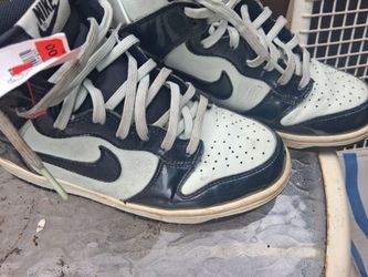 Nike shoes