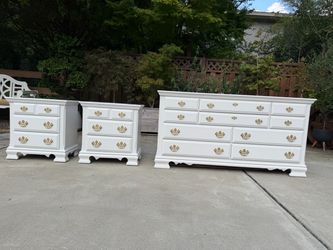 REFINISHED Pair of BROYHILL Dresser+nightstands "pale oak" +dovetail drawers $799 CAN DELIVER!