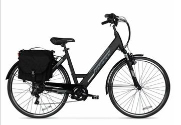 Electric Commuter E-Bike - Hyper Bicycles 36V Class 2 700C , 250W