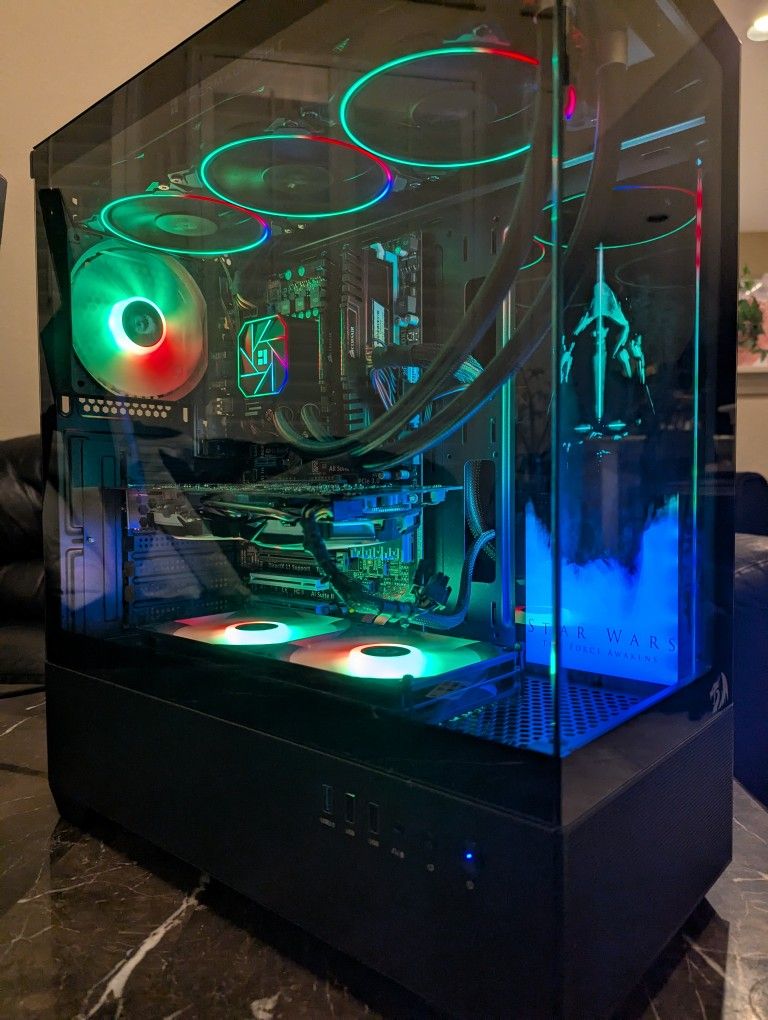 Starwars Gaming RGB Computer. Intel I7 & Rx 580 