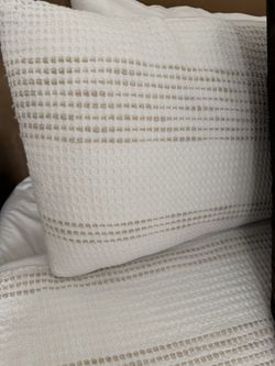 King Size Comforter And King Shams Set