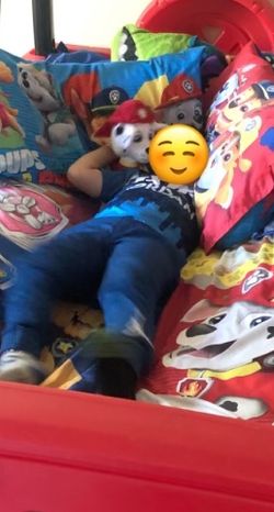 Jeeb Twin Bed