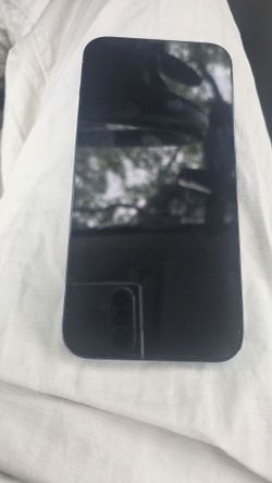 Iphone 13 pro max for parts only