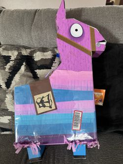 FORTNITE Jumbo Loot Llama Piñata