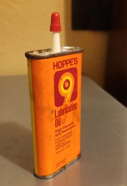 VINTAGE METAL HOPPE'S 9 LUBRICATING OIL COLLECTABLE CONTAINER CAN DECOR