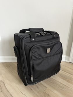 Travelpro FlightCrew 5 Horizontal Rolling Overnighter Travel Suitcase Style #361301