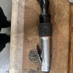 Air Ratchet Wrench