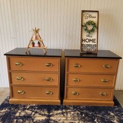 2 STUNNING DRESSERS 3 DRAWERS 