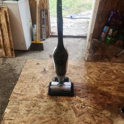 Bissell Vacuum/ Shampooer 