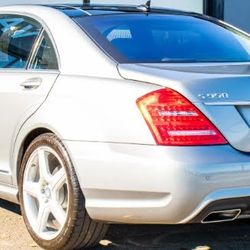 2010 Mercedes-Benz S-Class
