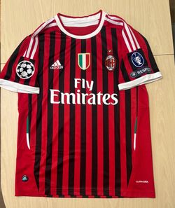 AC Milan 2011/12 Home Jersey - Ibrahimović #11 (Size L - Fan Version)